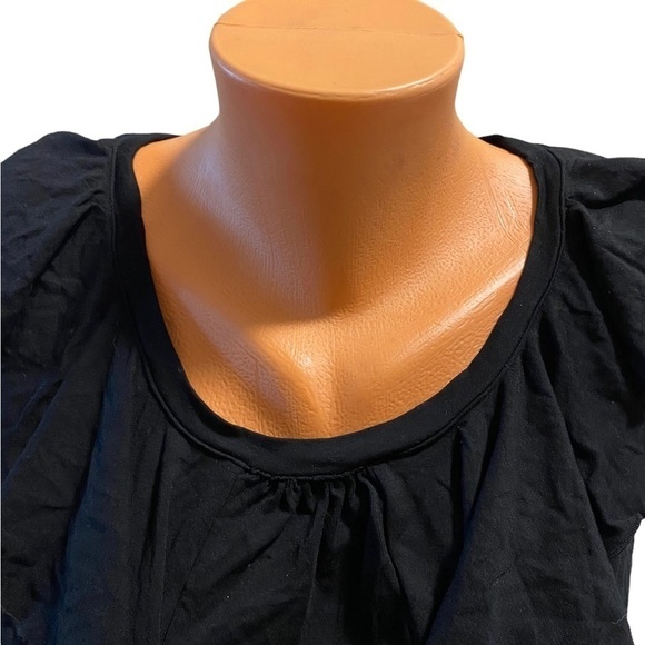 New Kenneth Cole New York Women’s Black Sleeveless Tank Ruffle Size Medium NWT - Picture 3 of 14